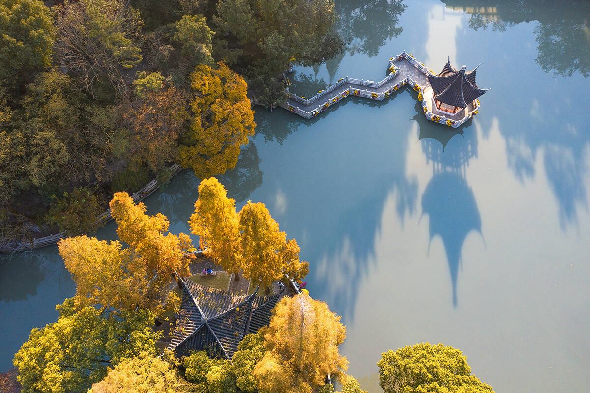 汇龙潭公园 1.jpg