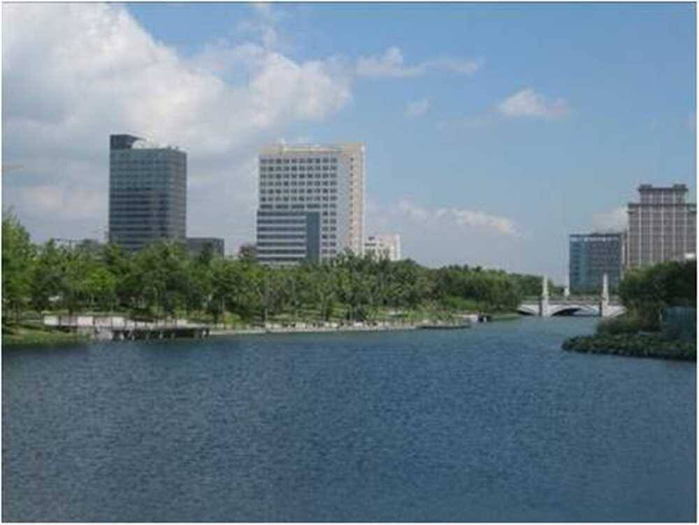 紫气东来公园1.jpg