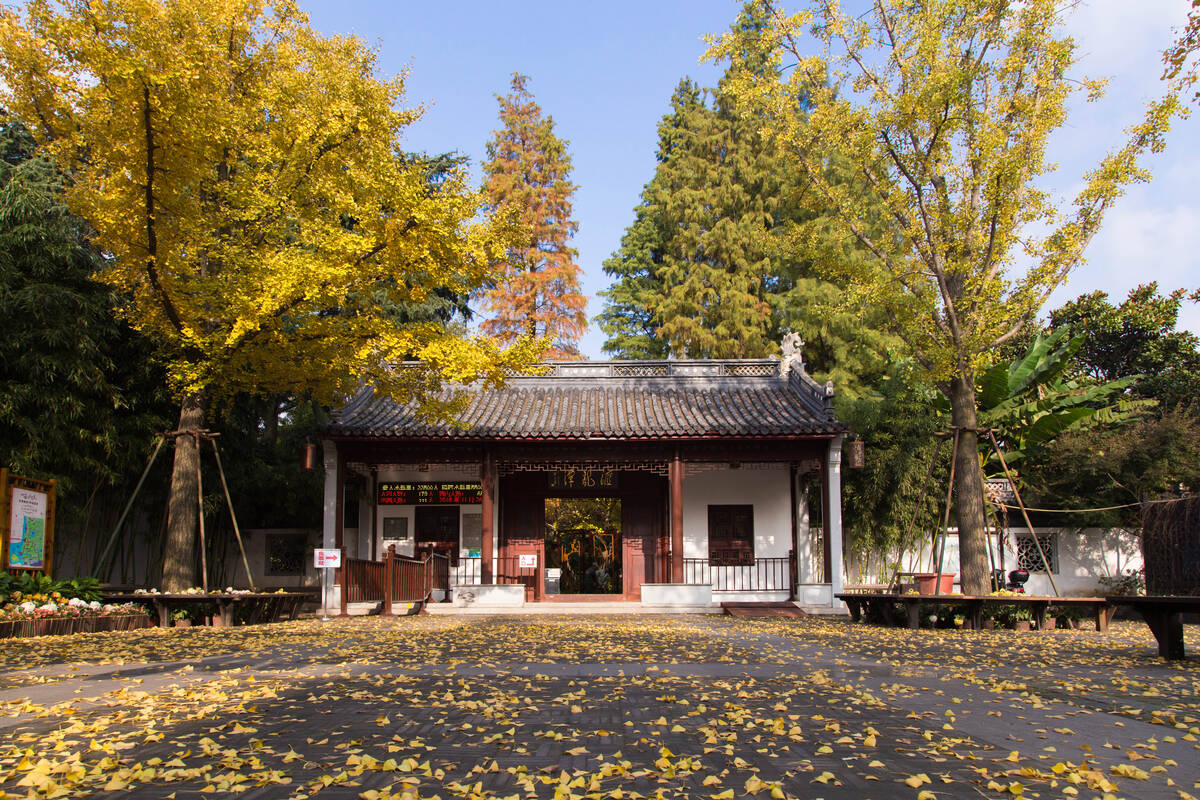 汇龙潭公园2.jpg