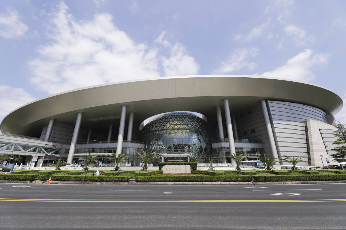科技馆外景正面.JPG