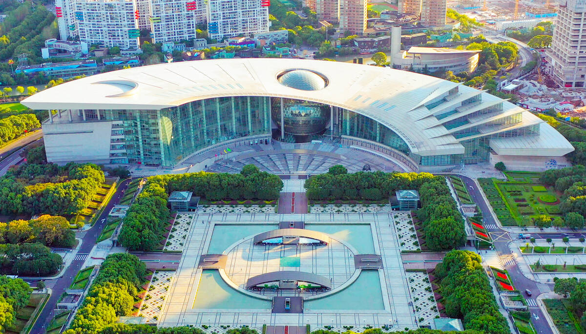 科技馆航拍日景.jpg