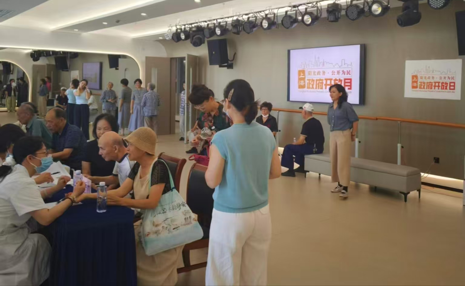 分诊现场.jpg